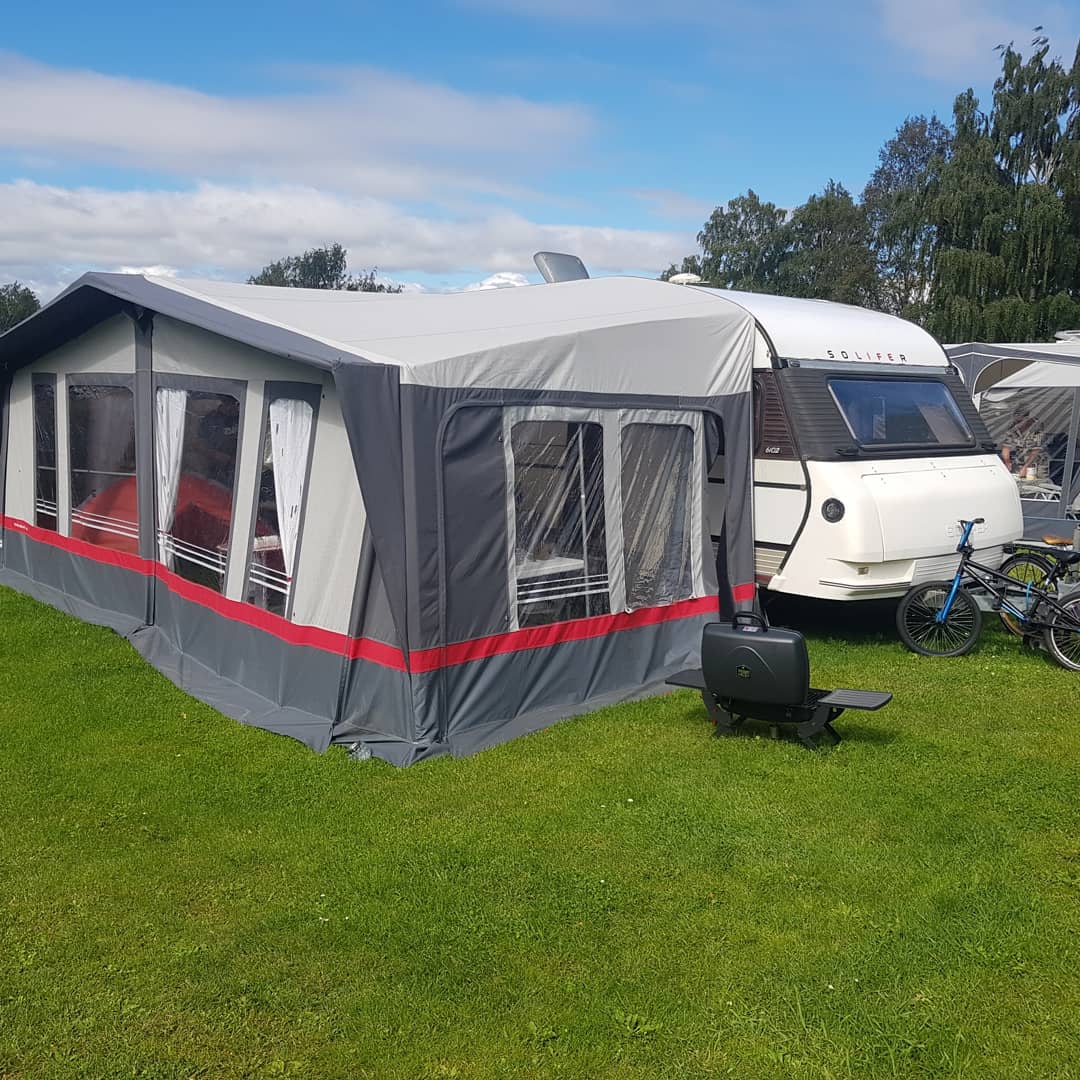 Stort förtält + Gasolgrill